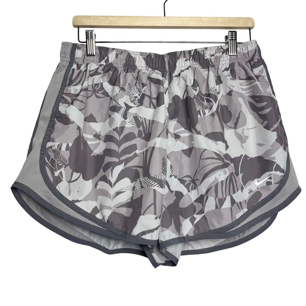 Nike Dri-FIT Womens XL Running Shorts Grey Tropical‎ Leaf Camo Mesh Athletic